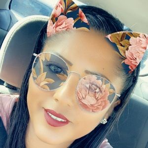 Meet your Posher, Dulce